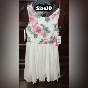 Girls dress
